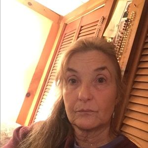 Meet your Posher, Cynthia