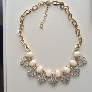 Statement necklace