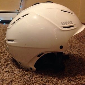 Uvex snowboard helmet