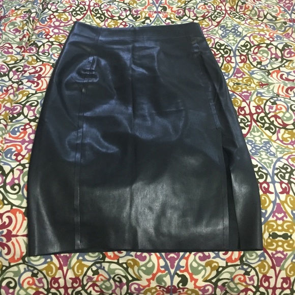 NWT faux leather pencil skirt