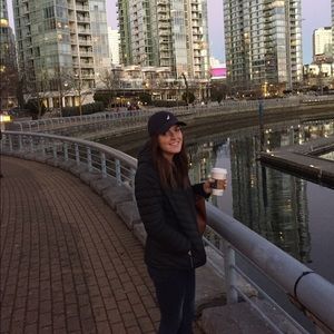 Meet your Posher, Erica