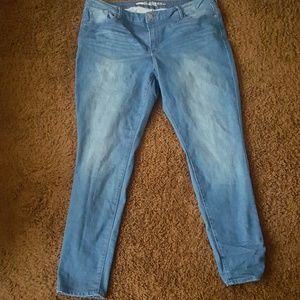 Skunny dark wash jeans