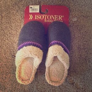 NWT isotonic slippers size 8!