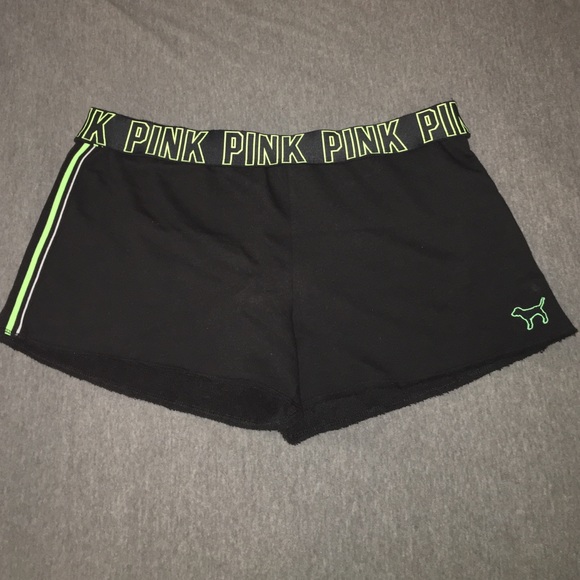 🎉 VS PINK Shorts 🎉 Size: Medium 🎉
