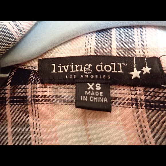 Pastel & feminine open plaid. - Picture 2 of 3