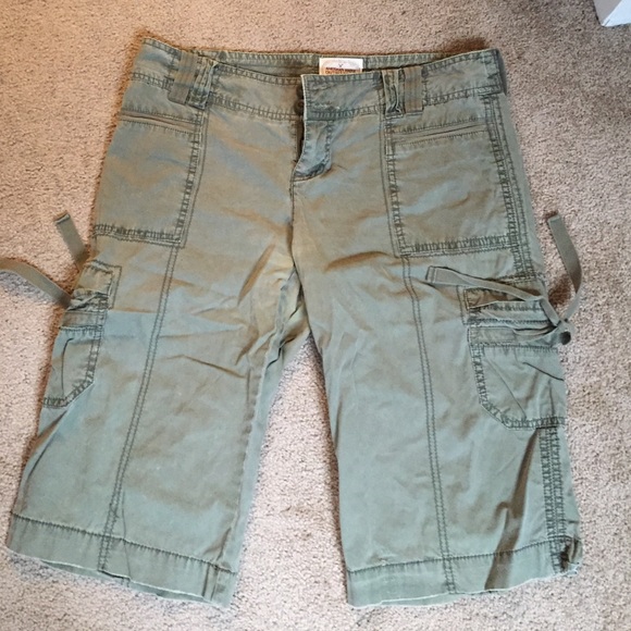 American Eagle Bermuda Shorts