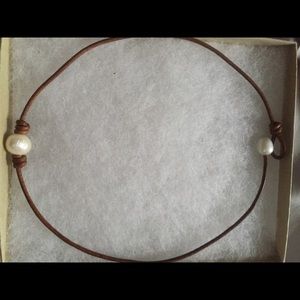 White Pearl Necklace