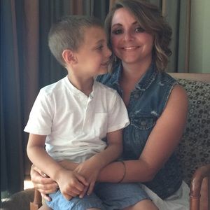 Meet your Posher, Courtney