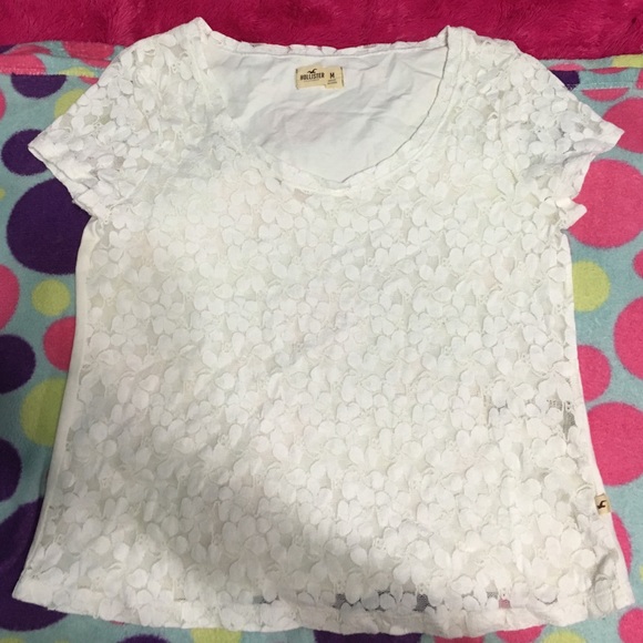 Hollister top
