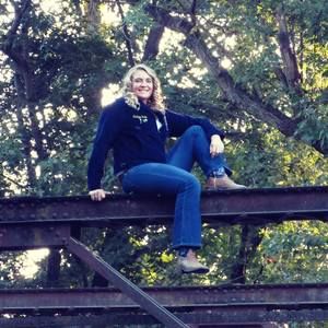 Meet your Posher, Justyne