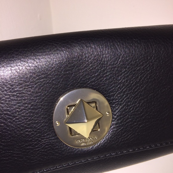 💐HP 9/16💐 - KATE SPADE Black Leather Clutch - FINAL MARKDOWN!! - Picture 4 of 4