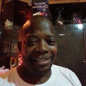 Meet your Posher, Derrick