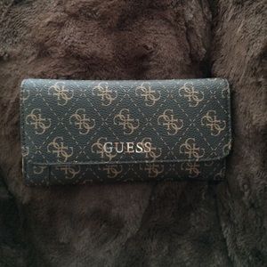 Guess Wallet