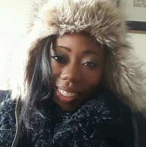 Meet your Posher, Rebecca