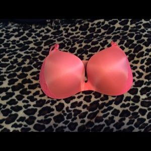 Very sexy peach pink colored bra !