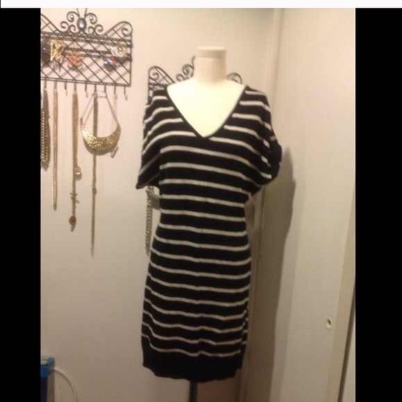 Calvin Klein sweater dress - Picture 2 of 2