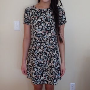 Floral shift dress.