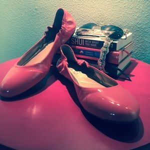 ✨BCBG Pink Flats NWOT✨