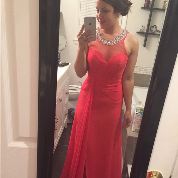 Faviana guava dress tags still on never worn