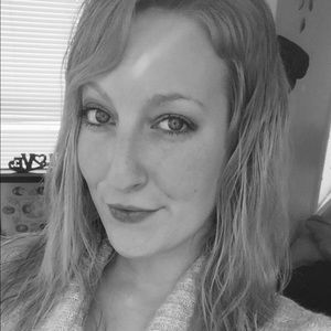 Meet your Posher, Candice