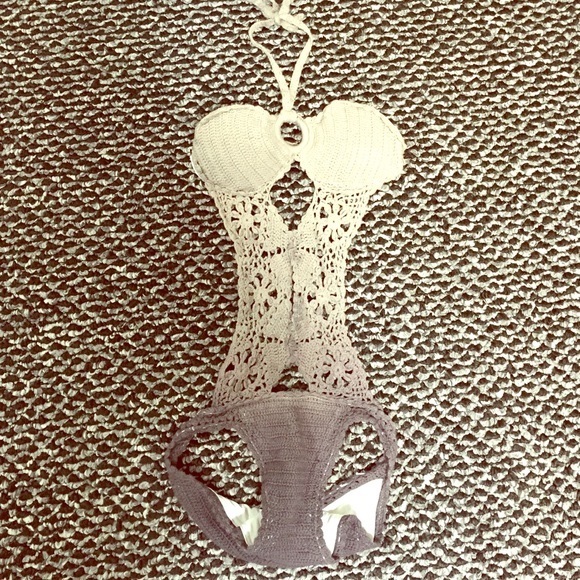 Lisa Maree Free People NWOT Crochet Swimsuit