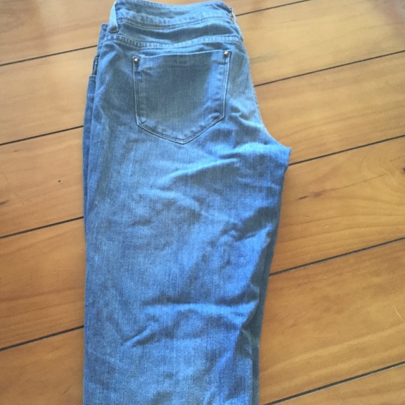 dELiA*s Taylor Jeans - Picture 1 of 2