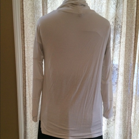 Tunic - Picture 4 of 4
