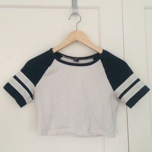 F21 White & Navy Striped Sleeve Crop Top