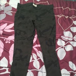 Mudd camo moto style leggings