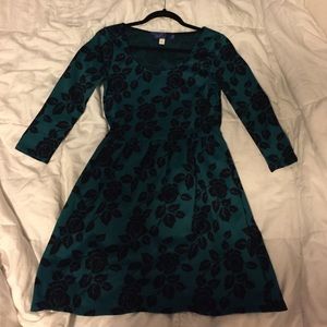 Francesca's forest green, floral print dress