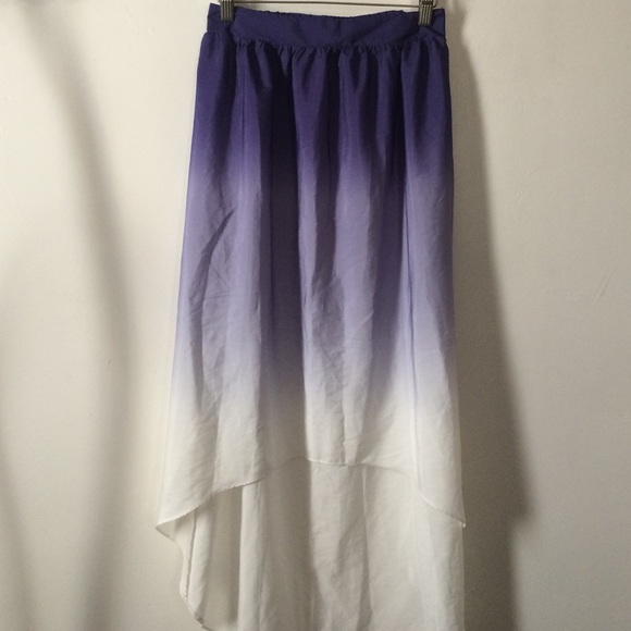 Hi to low skirt.
