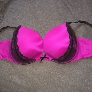 Victoria's Secret 36 D bra