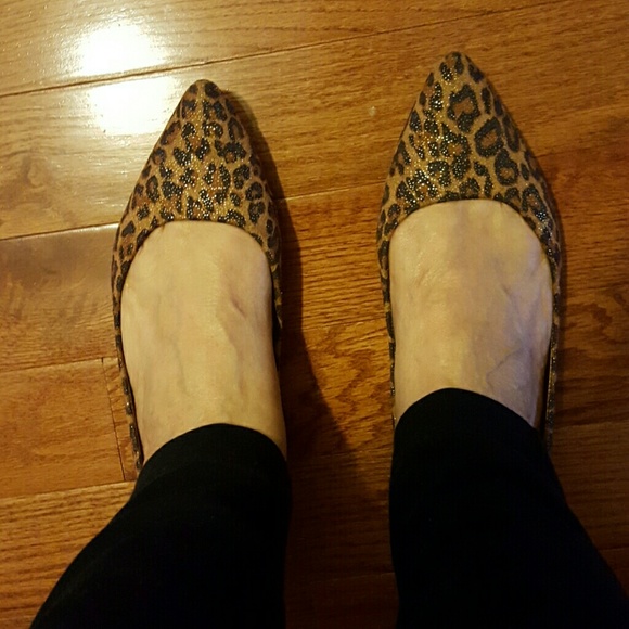 Leopard print flats slightly used