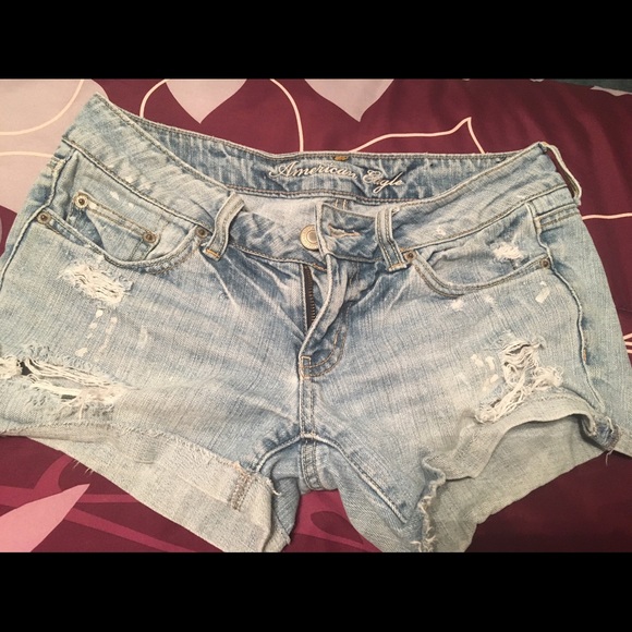 American eagle light washed Jean shorts
