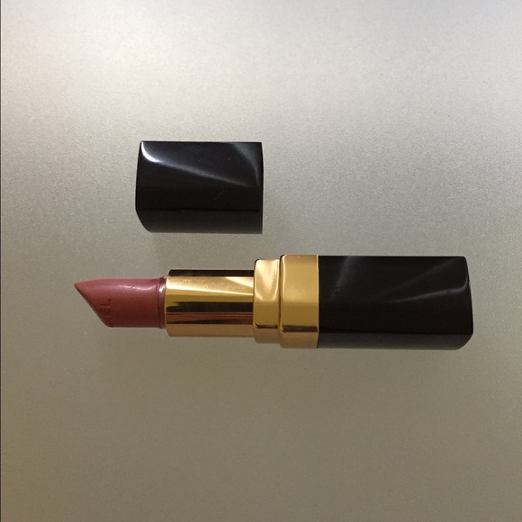 Chanel Lipstick (ruban rose)