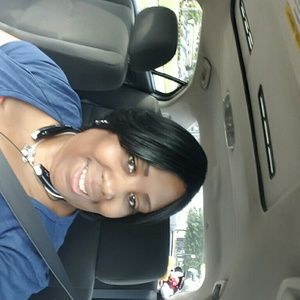 Meet your Posher, Devette