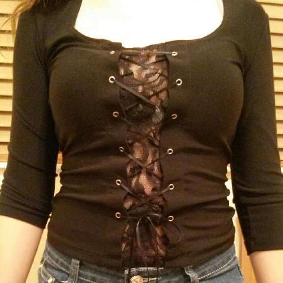 Tops - Picture 2 of 3