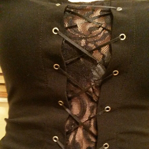 Tops - Picture 3 of 3
