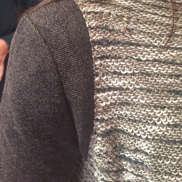 BNWT OLIVE & OAK DRAPE SWEATER GREY SZ M - Picture 4 of 4