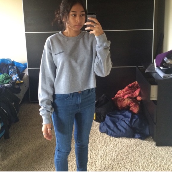 Brandy Melville Sweaters - Brandy-like sweater. FINAL PRICE.