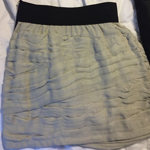 Brand new grey skirt