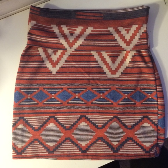 Tribal print mini skirt❤️