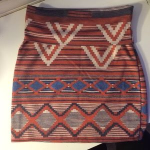 Tribal print mini skirt❤️