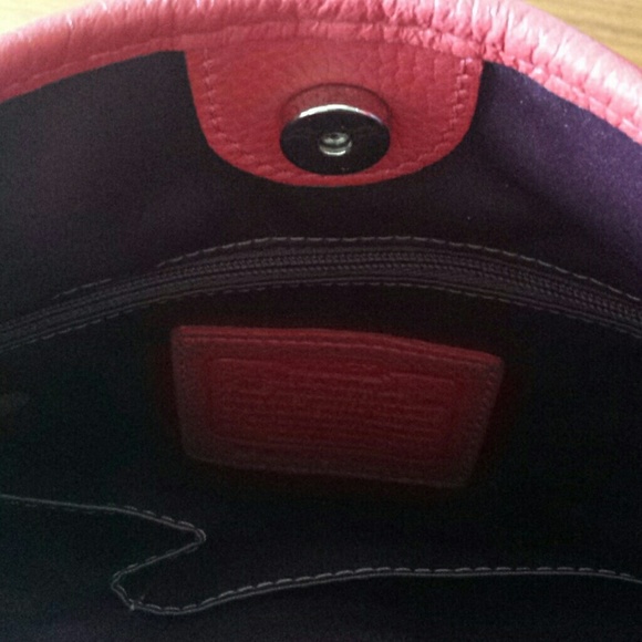 Coach Bag - Picture 3 of 4