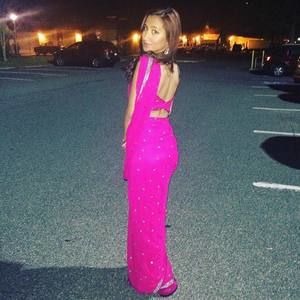 Meet your Posher, Ina