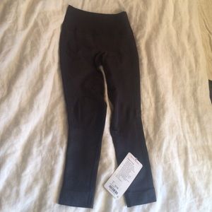 Lululemon Zone in Crop pant