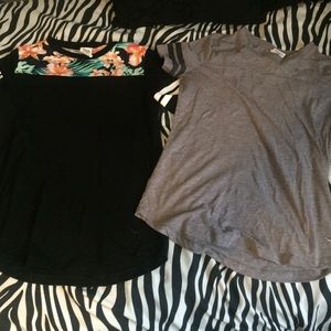 2 Victoria secret shirts!