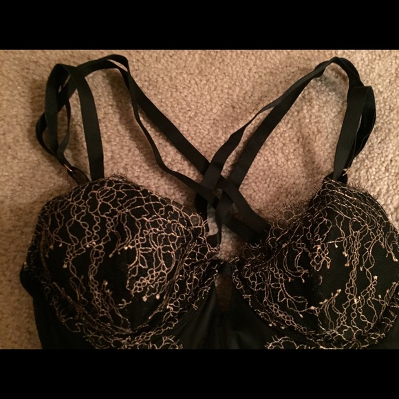 Victoria's Secret garter slip 34B