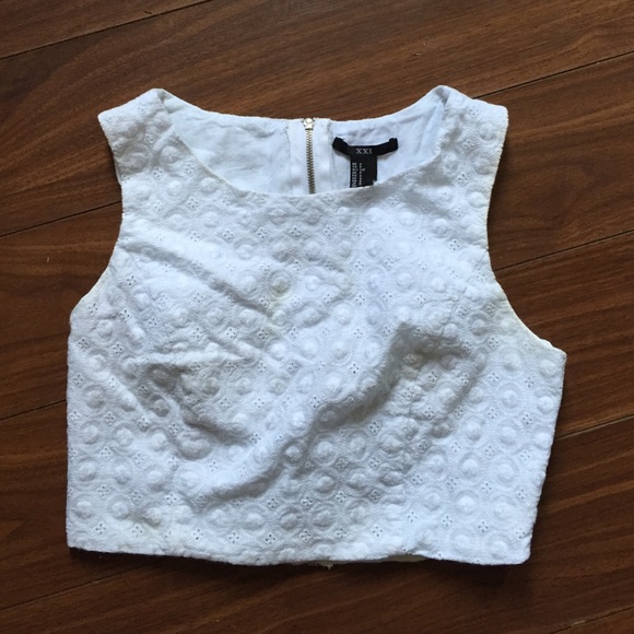 White crop top