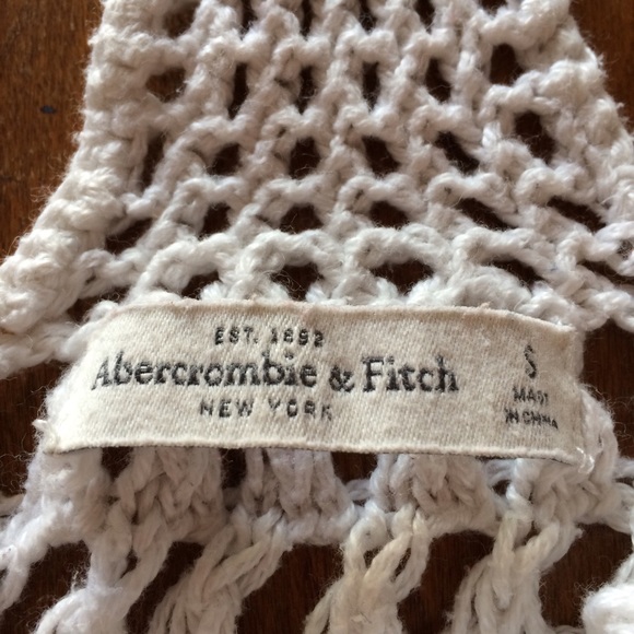 Beautiful white crochet tank/cover up - Picture 3 of 4